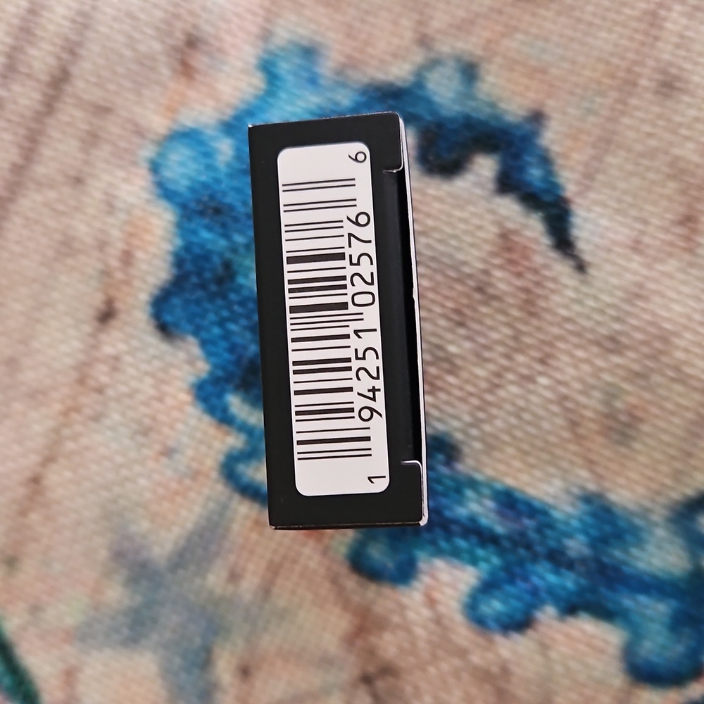 NARS Light Reflecting Setting Pressed Powder - Picture 9 of 12